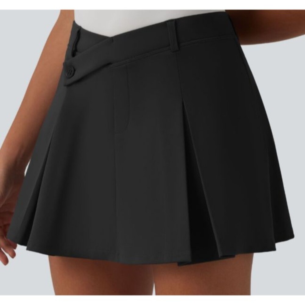 Halara DayStretch Black Asymmetric Waist Golf Mini Skort Skirt Size Medium